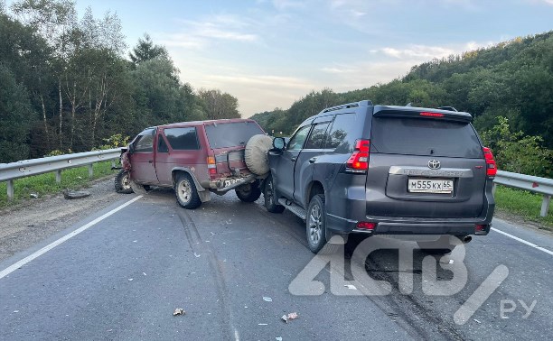 Жёсткое ДТП с участием трёх авто случилось в Анивском районе: сахалинцы ищут очевидцев