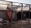 Мусорную площадку тушили в Южно-Сахалинске