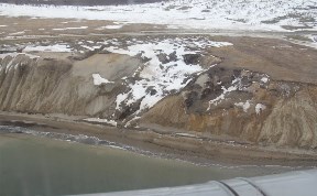 Сахалинские спасатели проверили состояние рек с воздуха