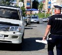 Грузовик-нелегал, 18 пешеходов и десятки пьяных водителей: сахалинская ГИБДД похвасталась уловом за два дня