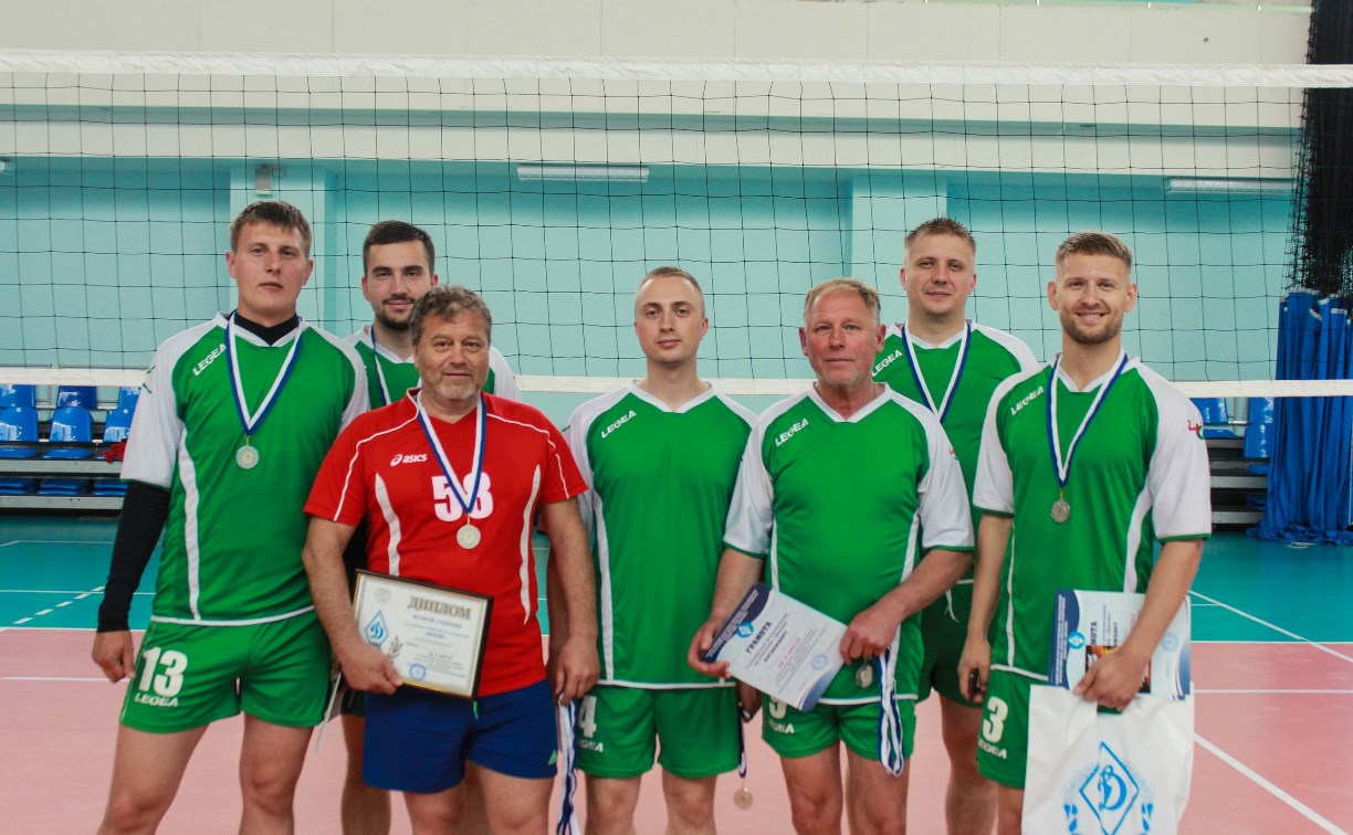 Открытый областной турнир по волейболу прошел в Южно-Сахалинске