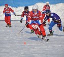 Сахалинские хоккеисты борются за победу в турнире по «русскому хоккею»