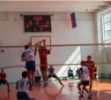 Пятая победа сборной Корсакова по волейболу
