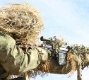 Снайперы армейского корпуса ВВО на Сахалине осваивают стрельбу на максимальную дистанцию