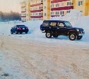 Двоих автохамов оштрафовали за неправильную парковку в Долинске