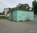 В Южно-Сахалинске владельцев трансформаторных подстанций заставляют приводить их в порядок 