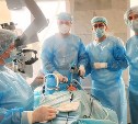 Сахалинский хирург освоил в Оренбурге бесшовные операции на щитовидной железе