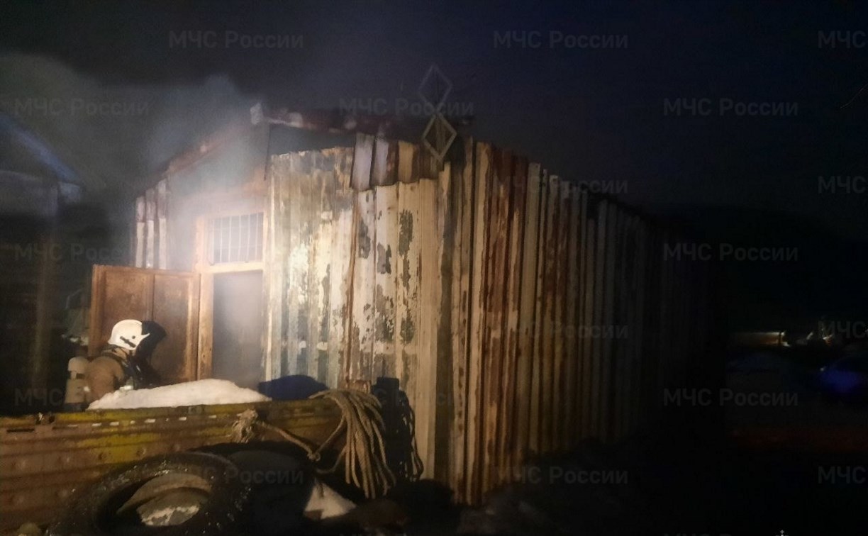 Человек на Курилах пострадал в пожаре в ночь на 8 Марта 