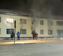 Пять человек спасли, двое пострадали: подробности пожара в общежитии Смирных