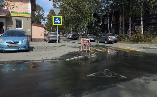 В Южно-Сахалинске из-за неисправного гидранта аварийно отключают воду В Южно-Сахалинске из-за неисправного гидранта аварийно отключают воду