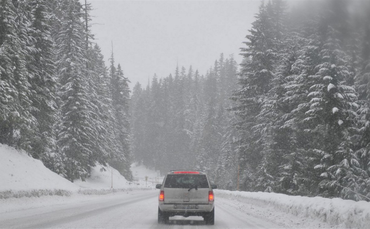 Житель Ключей поссорился с друзьями, украл две куртки у пенсионера и уехал на чужом авто