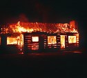 Пожар на площади 200 квадратных метров тушили в Аниве