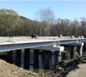 В Углегорском районе возводятся новые мостовые перекрытия