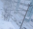 "Не все начали работу с раннего утра": 11 УК Южно-Сахалинска получили предостережения за расчистку в метель 