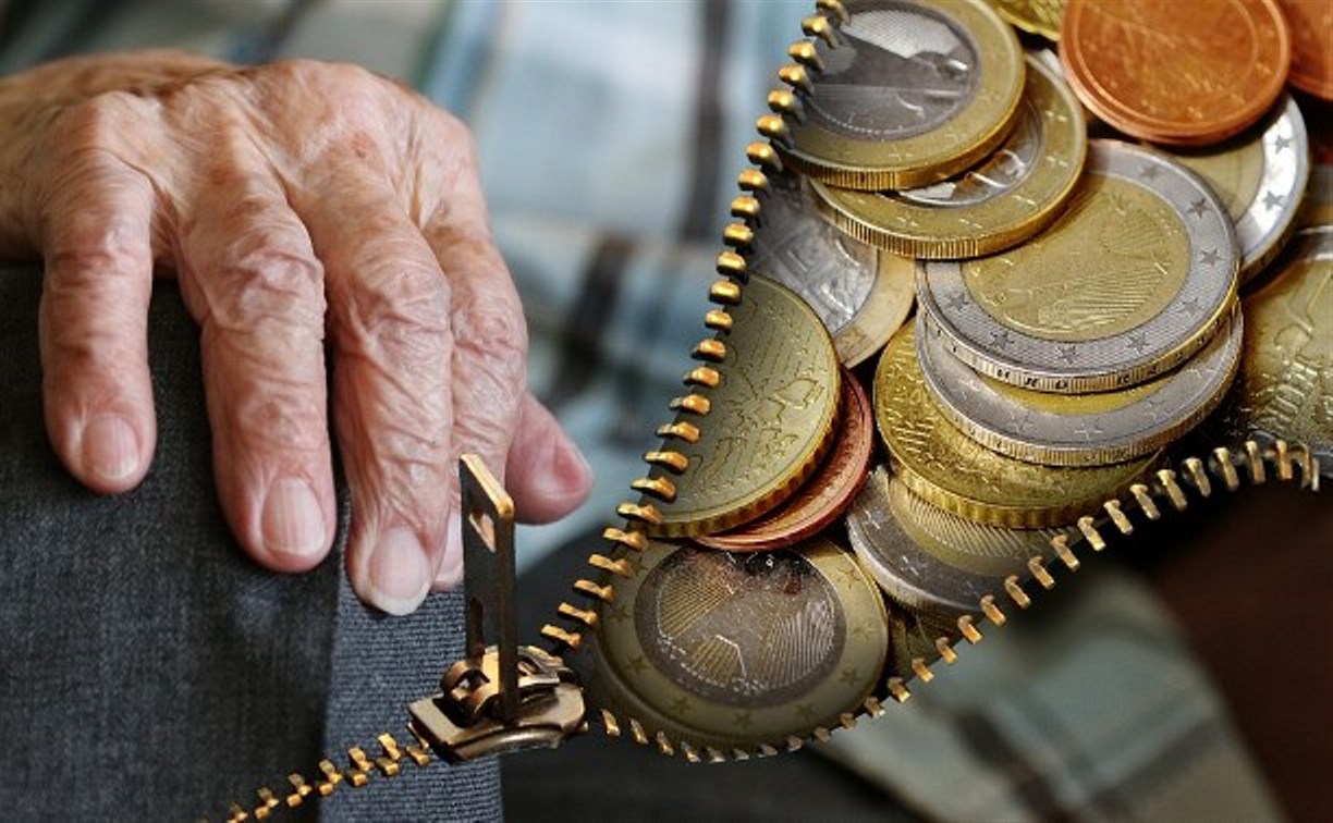 Некоторым пожилым сахалинцам повысят пенсию с июля