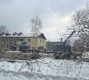 В Углегорском округе продолжают снос аварийных домов