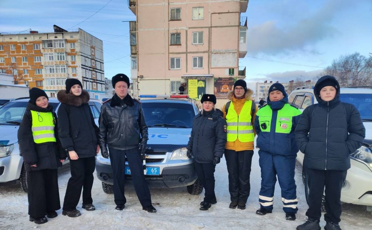 В Охе прошла акция, приуроченная ко Всемирному дню памяти жертв ДТП
