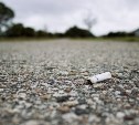 Выбросил окурок из машины — заплати штраф: водителей начнут наказывать строже