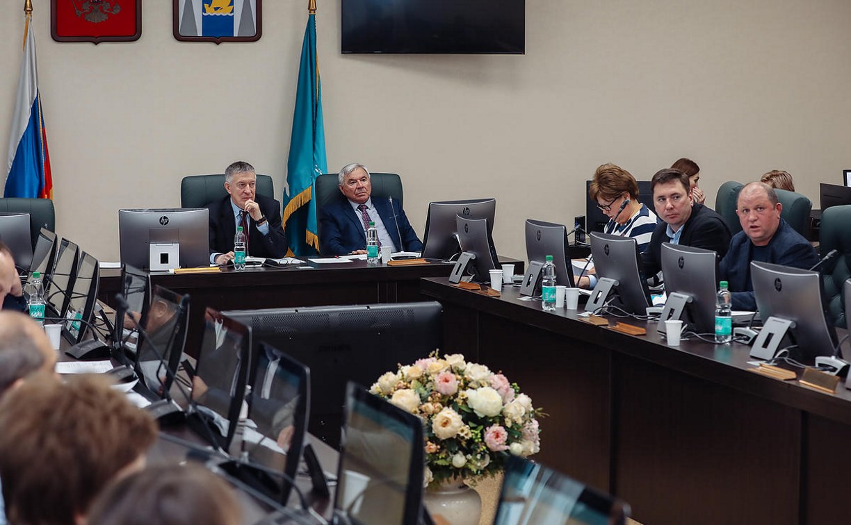 Депутаты предложили сахалинскому правительству увеличить финансирование на строительство