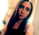 Сахалинку, которая может быть причастна к угону автомобиля, ищет полиция Корсакова