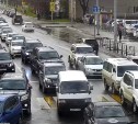 Новая разметка на перекрёстке Мира-Пограничная вызывает путаницу у водителей Южно-Сахалинска