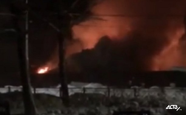 Веранда жилого дома сгорела в Дальнем