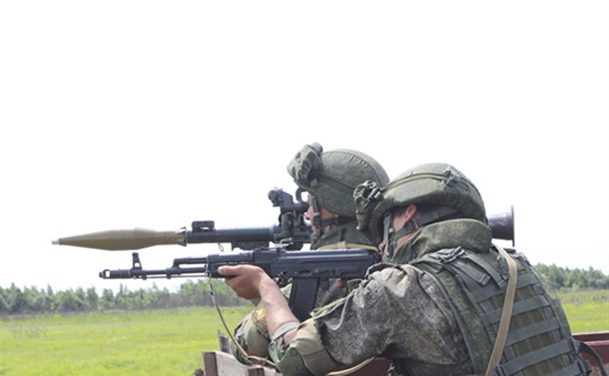 Более тысячи сержантов на Сахалине пройдут специальный курс обучения