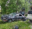 "На стекле уведомление крупным шрифтом": как в Южно-Сахалинске вывозят брошенные авто