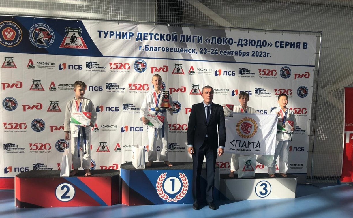 Сахалинцы завоевали три медали детской лиги "Локодзюдо"
