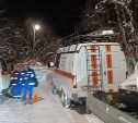 В Корсаковском районе машина скорой помощи не смогла сама проехать к пациентке