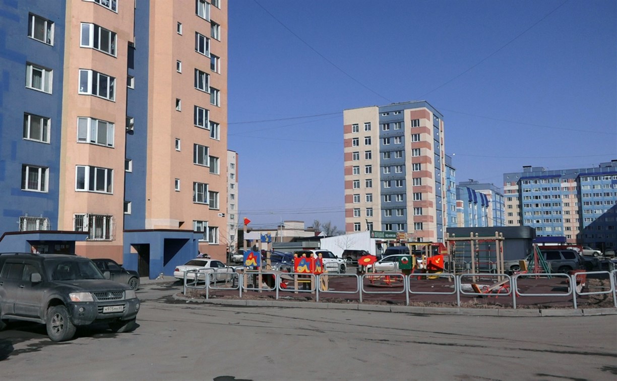 Южно-сахалинским ТОСам дадут по 500 тысяч рублей на ремонт и озеленение