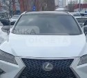 Очевидица: южносахалинка бросила "Лексус" посреди дороги и ушла в поликлинику