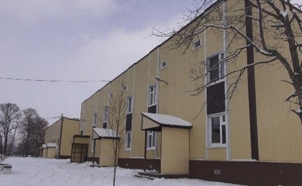 Душ из муравьёв и грибы на стенах: сироты страдают в "евробараках" Южно-Сахалинска