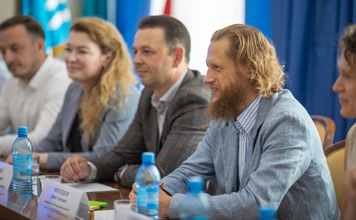 Мэр Южно-Сахалинска обещал предпринимателям оказывать необходимую поддержку