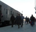 Движение пригородных поездов возобновляется на Сахалине