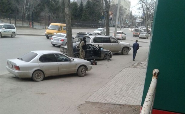 Правоохранительные органы ворвались в подпольное казино в Южно-Сахалинске