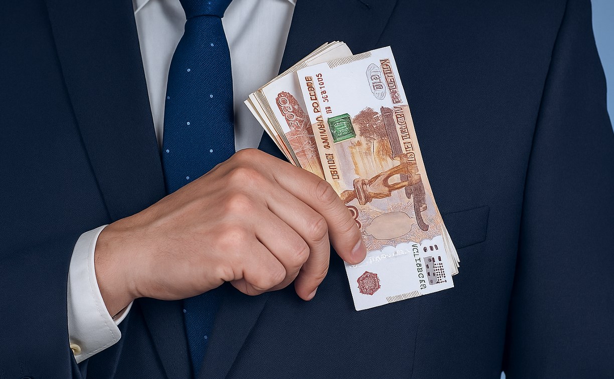 Пенсии федеральных госслужащих в среднем превысили 39,5 тысячи рублей