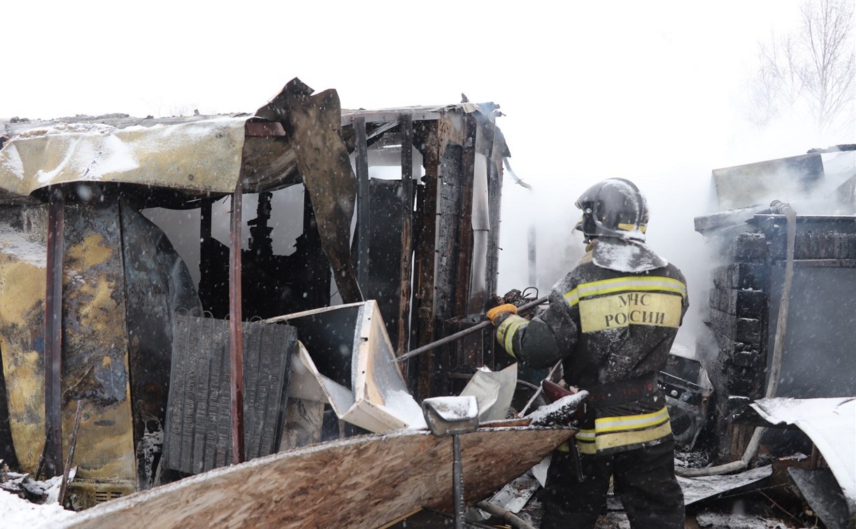 Пожар в СНТ "Маяк" потушили в Южно-Сахалинске