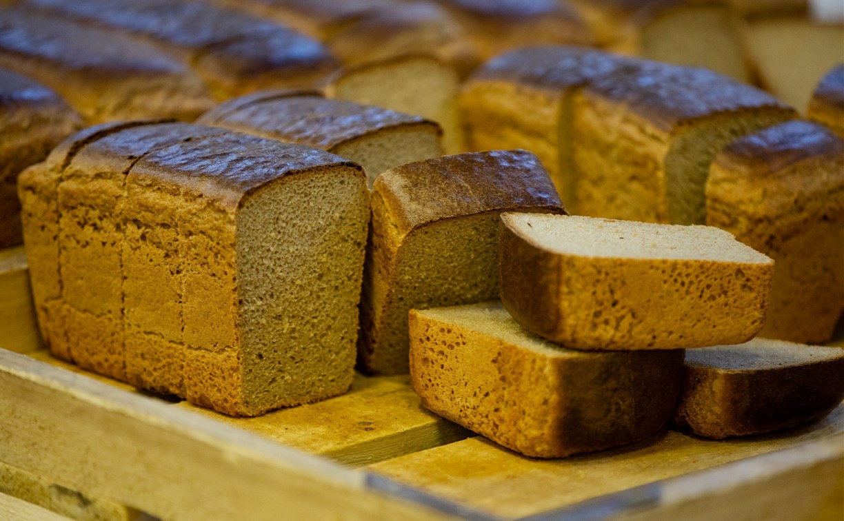 В Южно-Сахалинске выпекли 250 порций «блокадного хлеба»