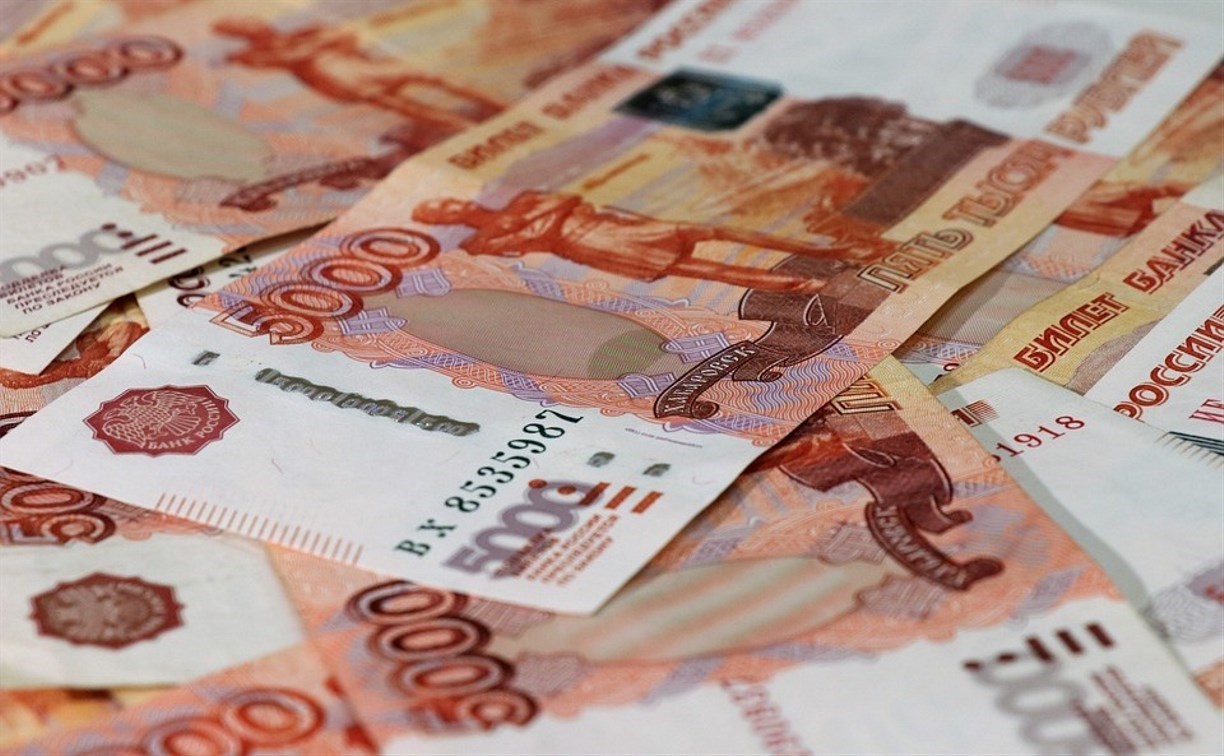Подозреваемого в краже 180 тысяч рублей задержали в Магадане сахалинские полицейские