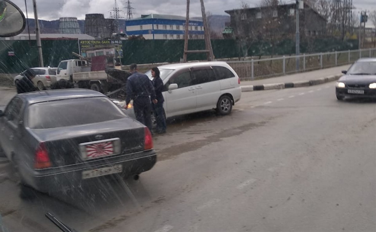 Очевидцев утреннего ДТП на проспекте Мира разыскивают в Южно-Сахалинске