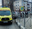 Очевидцы: в Южно-Сахалинске на пешеходном переходе сбили человека