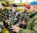 Военные атташе из 35 стран мира, включая членов НАТО, прибыли на Сахалин