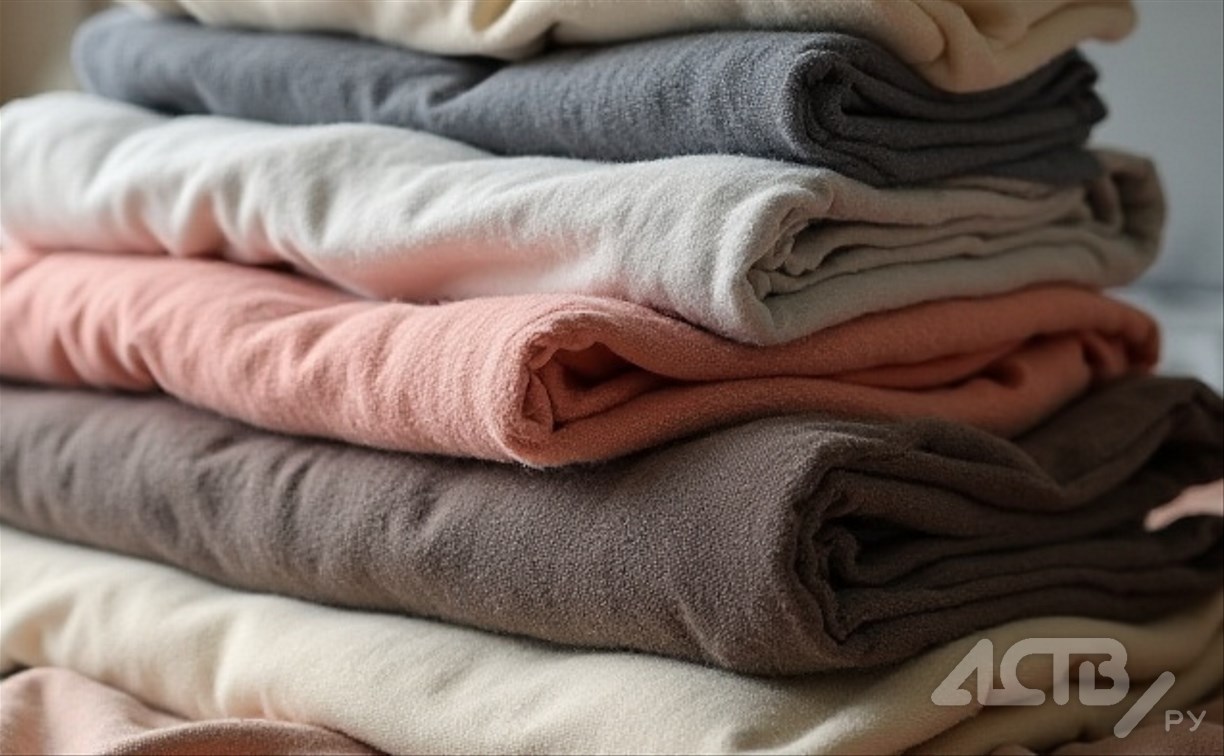 Сахалинец хотел украсть дверь, а унёс гидрокостюм, женскую одежду и инструменты