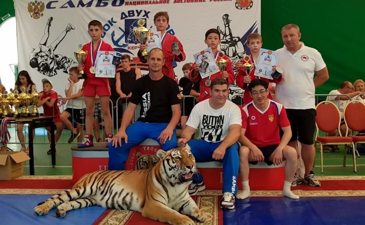 Сахалинский самбист завоевал бронзу на «Кубке двух морей» в Крыму