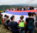 Более 100 сахалинцев поднялись на гору Большевик в минувшее воскресенье