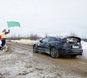 Сахалинские автолюбители сошлись в гонке на аэродроме