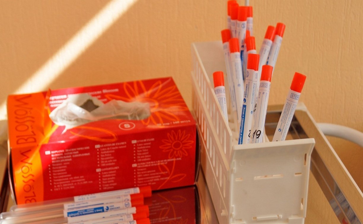 На Сахалине представителей «контактных» профессий тестируют на коронавирус 