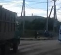 Большегруз и мотоцикл столкнулись в Углегорске
