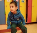 Нуждающийся в помощи маленький сахалинец Ной Бадеян пошёл в детский сад 